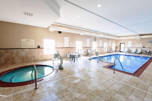 Hampton Inn By Hilton And Suites Effingham image 11